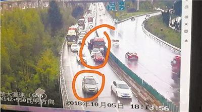 肇事者佯装吃瓜群众视频,肇事者视频揭秘惊人真相