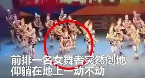 广西表演吃瓜事件视频,一场引发热议的街头表演风波
