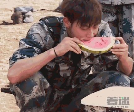 高空吃瓜视频,一场视觉盛宴的云端之旅